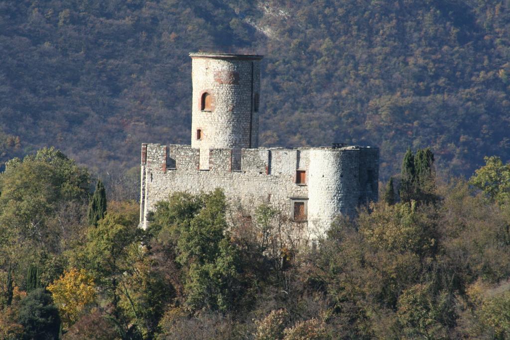 L'Isola Dei Sapori Apartment Monte Isola Bilik gambar